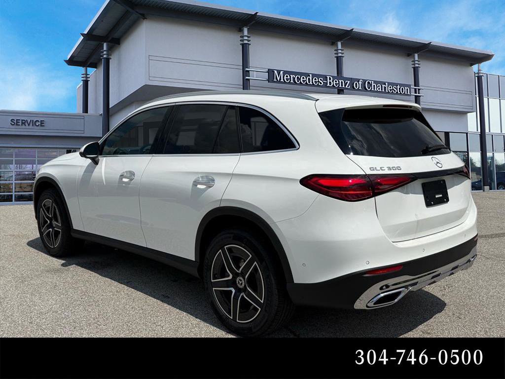 Used 2027 Mercedes-Benz GLC 300 4MATIC image 5
