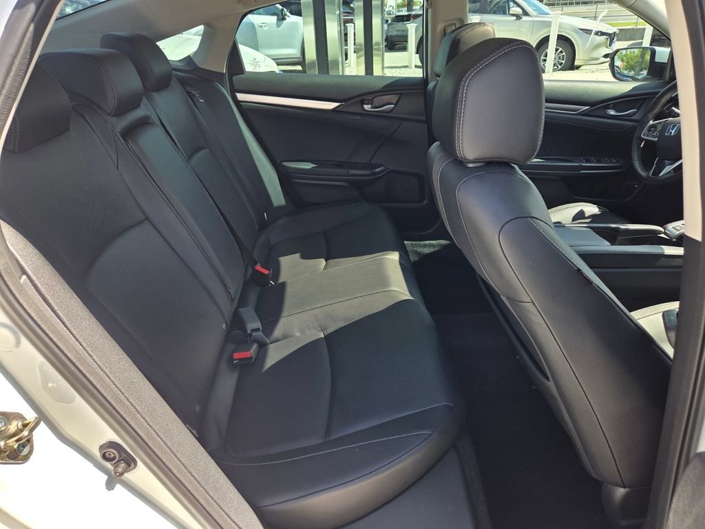 Used 2020 Honda Civic Touring image 14