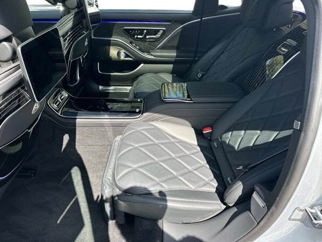 Certified 2025 Mercedes-Benz Maybach S 580 4MATIC image 11