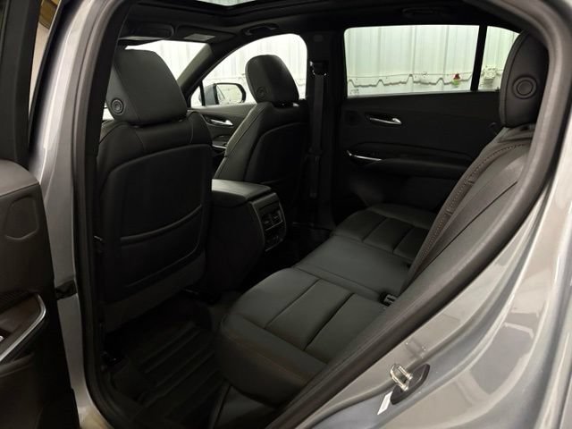 Used 2023 Cadillac XT4 Sport w/ Sun And Sound Package AWD/4WD image 25