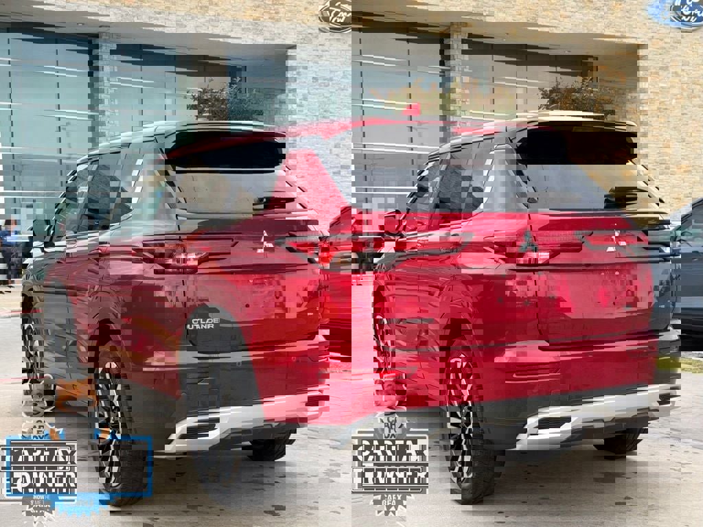 Used 2022 Mitsubishi Outlander SE FWD image 8