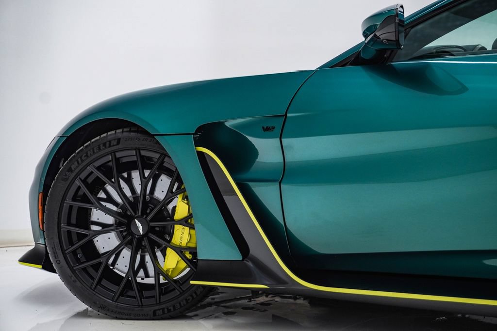 Used 2023 Aston Martin V12 Vantage RWD image 14