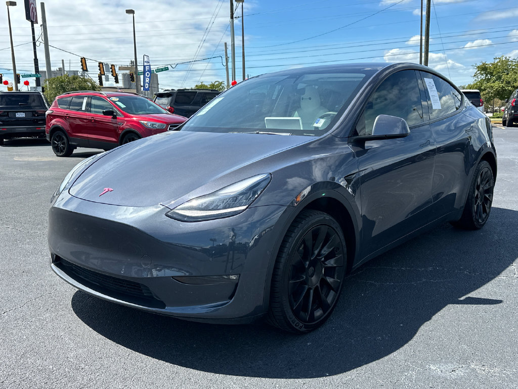 Used 2021 Tesla Model Y Long Range AWD/4WD image 3