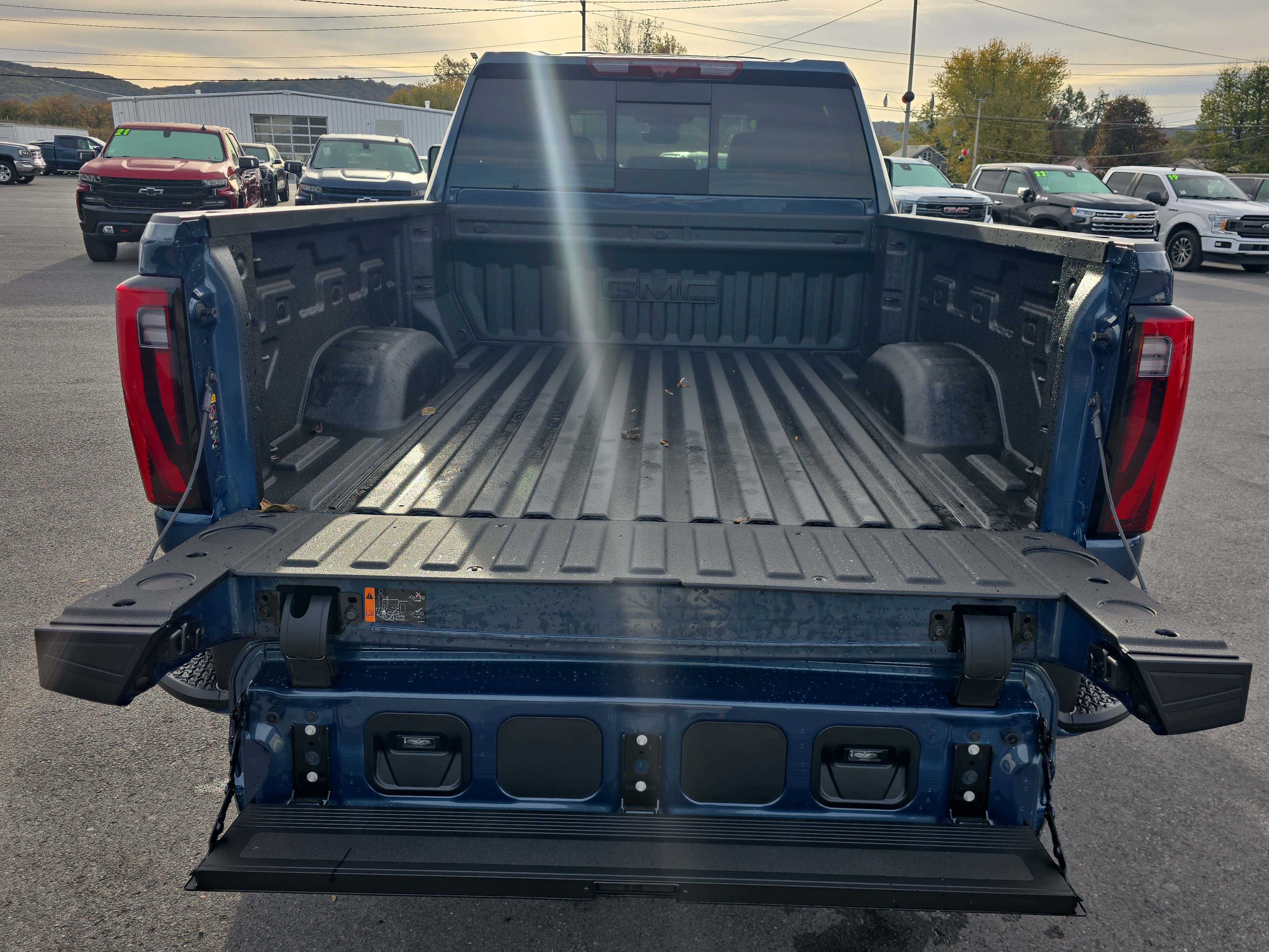 New 2026 GMC Sierra 2500 Denali w/ Denali Reserve Package image 5