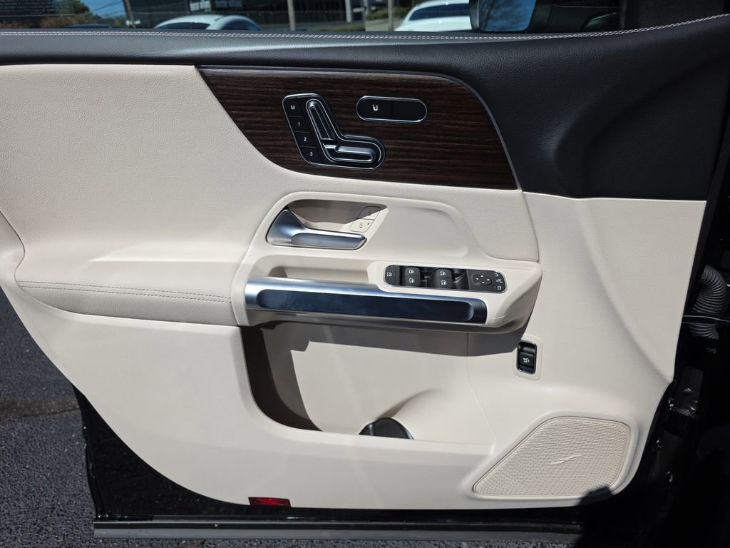 Used 2026 Mercedes-Benz GLB 250 GLB 250 image 19