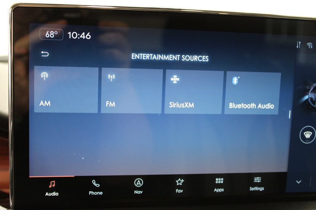 Used 2022 Lincoln Nautilus Reserve AWD/4WD image 46
