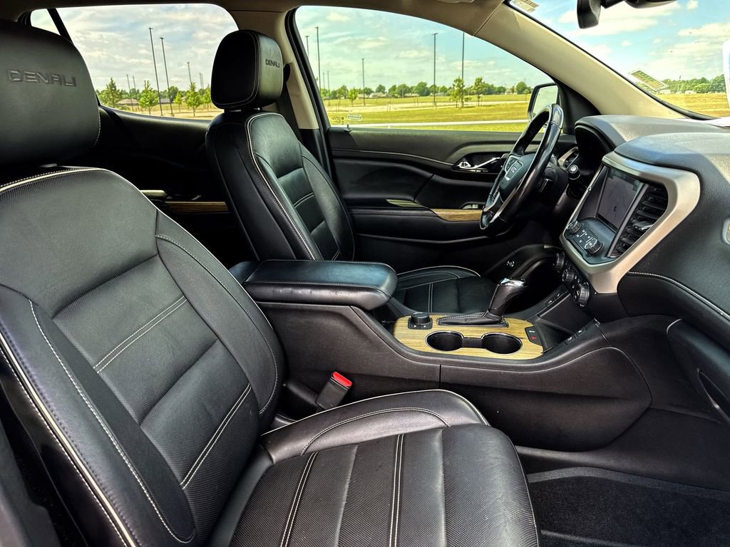 Used 2019 GMC Acadia Denali w/ LPO, Cargo Package FWD image 25