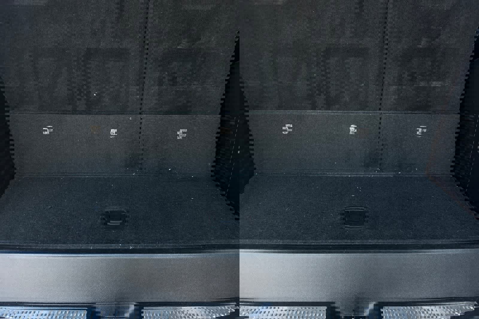 Used 2018 Chevrolet Tahoe Premier image 17