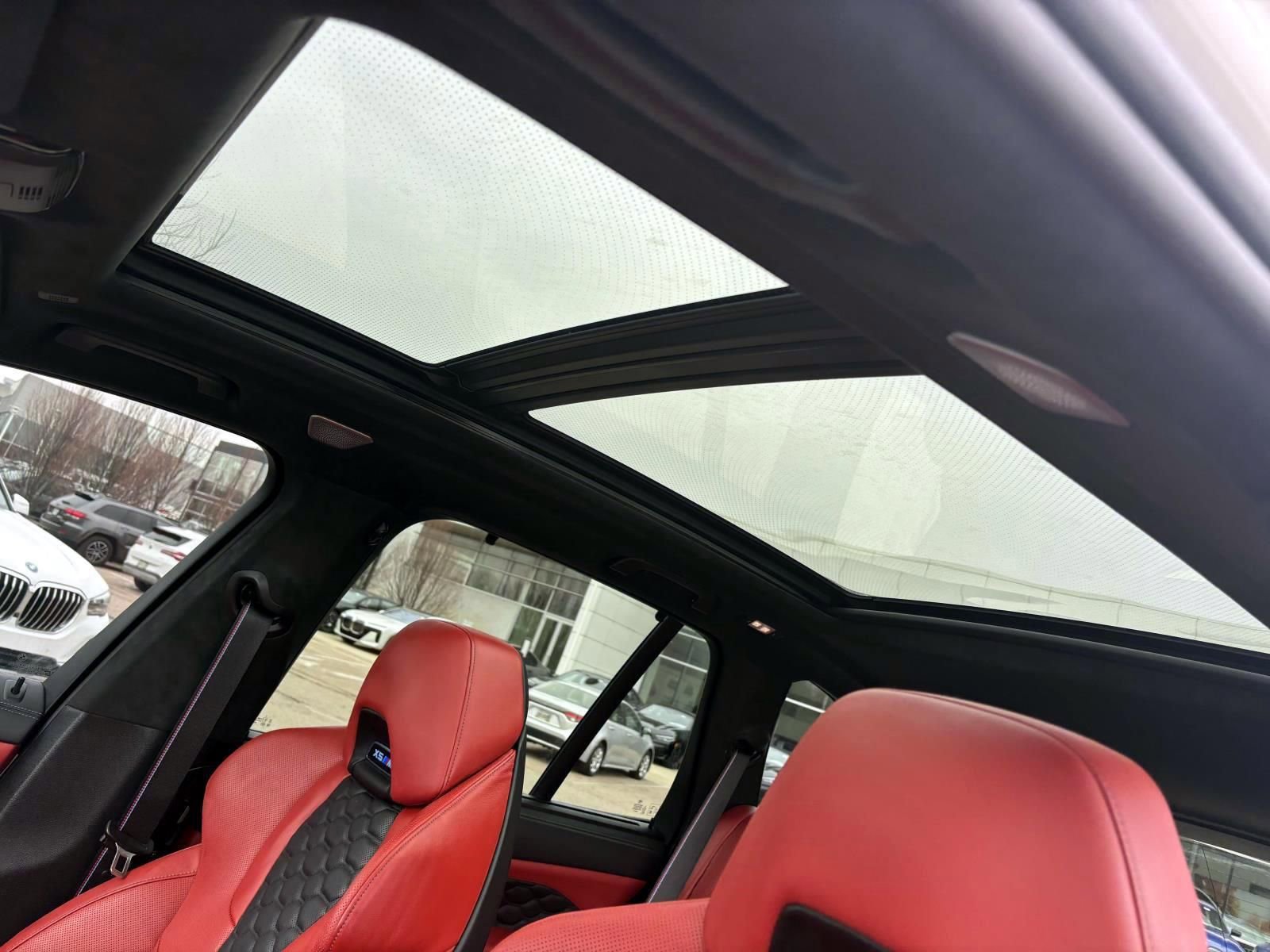 Used 2025 BMW X5 M Competition w/ Executive Package image 25