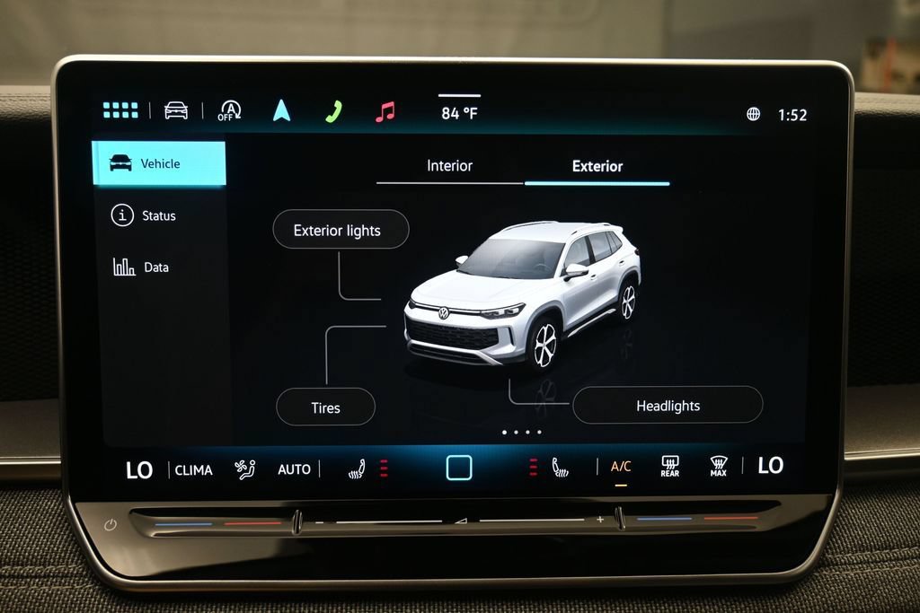 Used 2025 Volkswagen Tiguan S FWD image 10