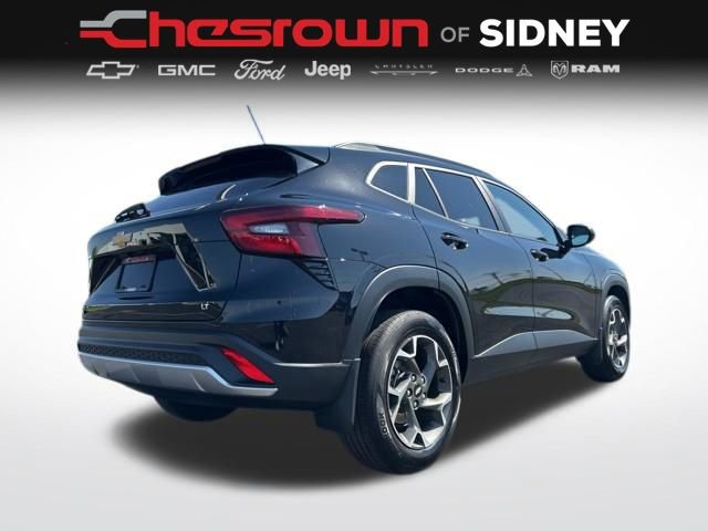 Used 2025 Chevrolet Trax LT FWD image 13