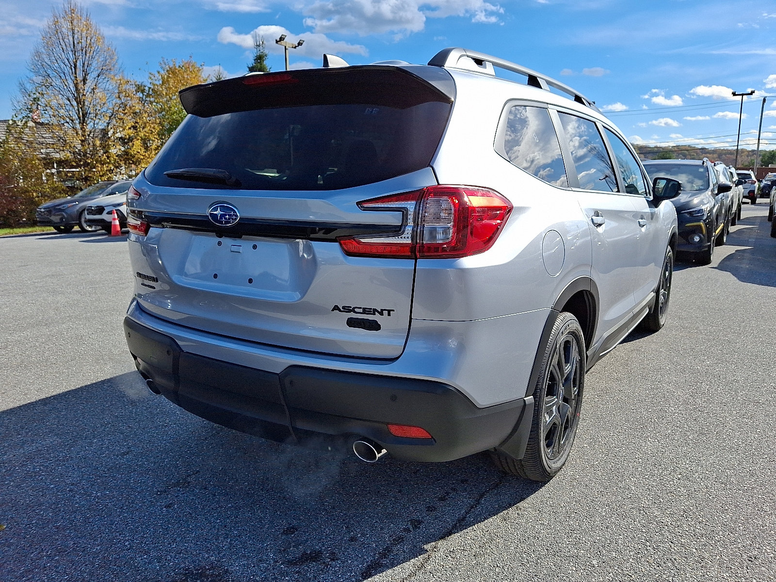 New 2025 Subaru Ascent Onyx Edition image 4