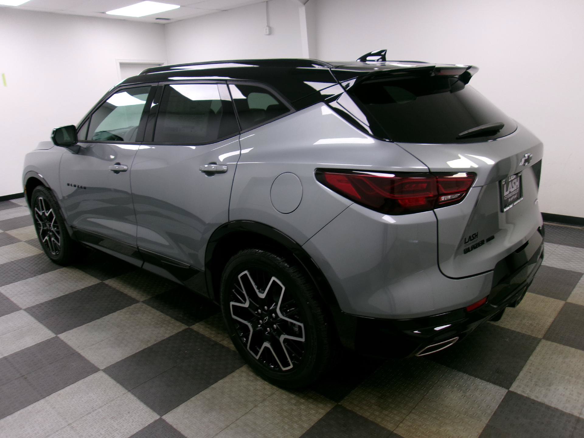 New 2026 Chevrolet Blazer RS w/ Driver Confidence II Package AWD/4WD image 2