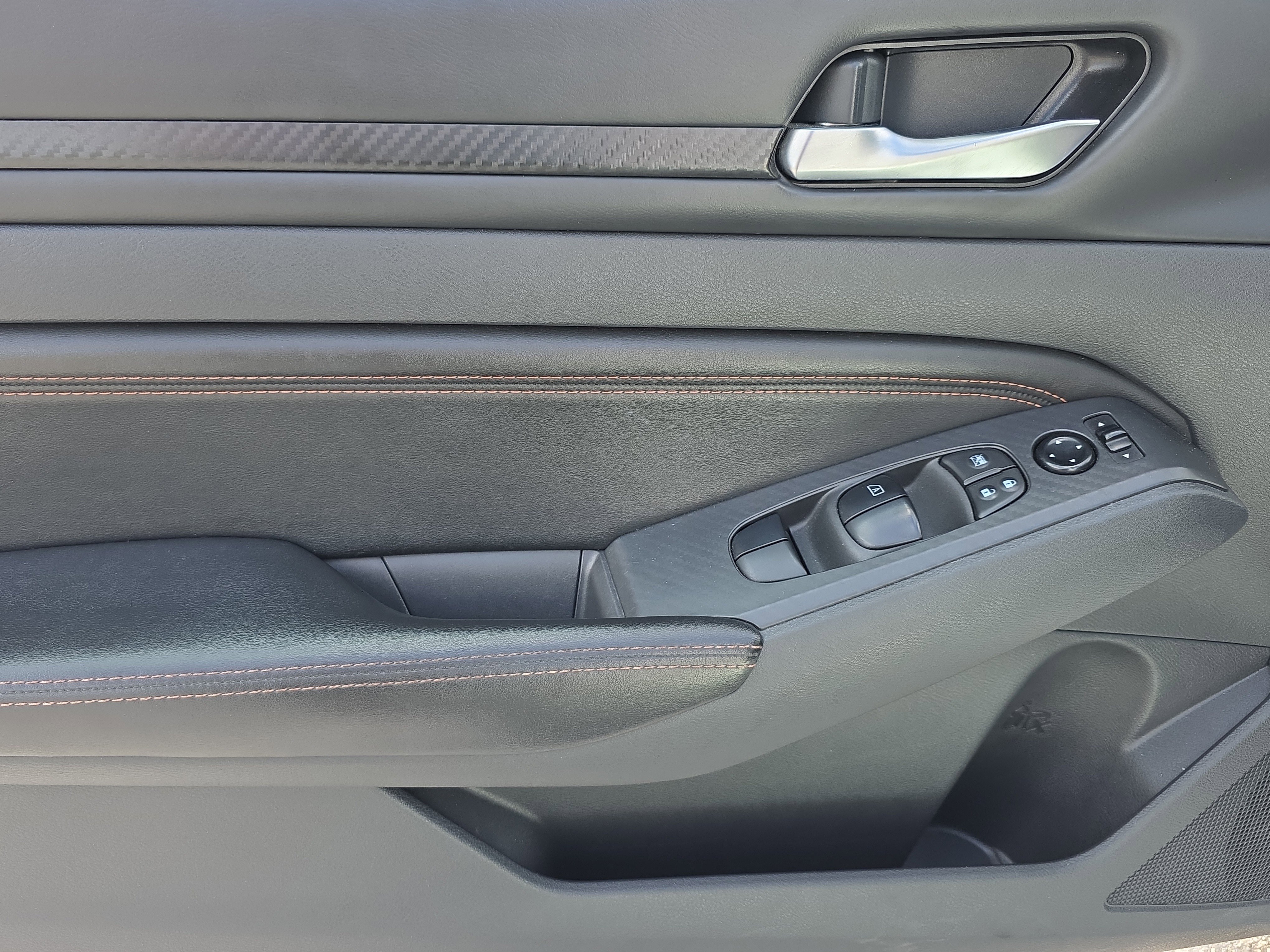 Used 2022 Nissan Altima 2.5 SR image 21