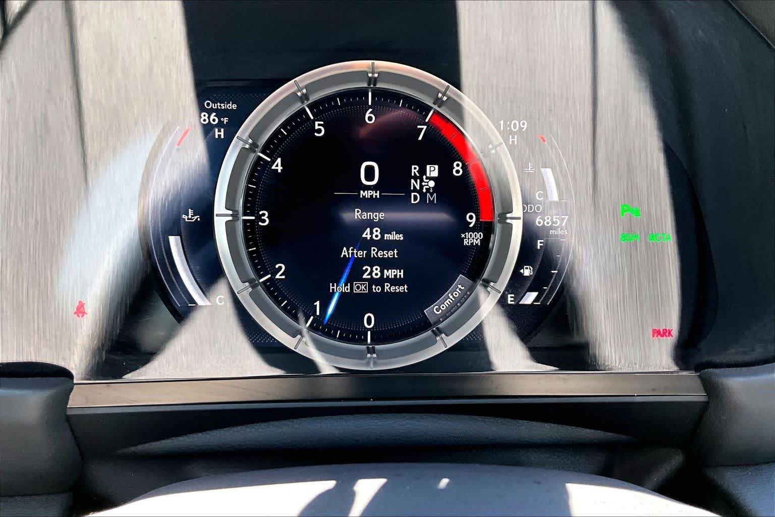 Used 2022 Lexus LC 500 Convertible w/ Touring Package RWD image 24