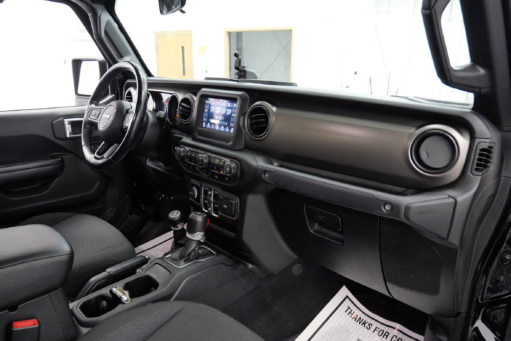Used 2021 Jeep Gladiator Sport AWD/4WD image 16