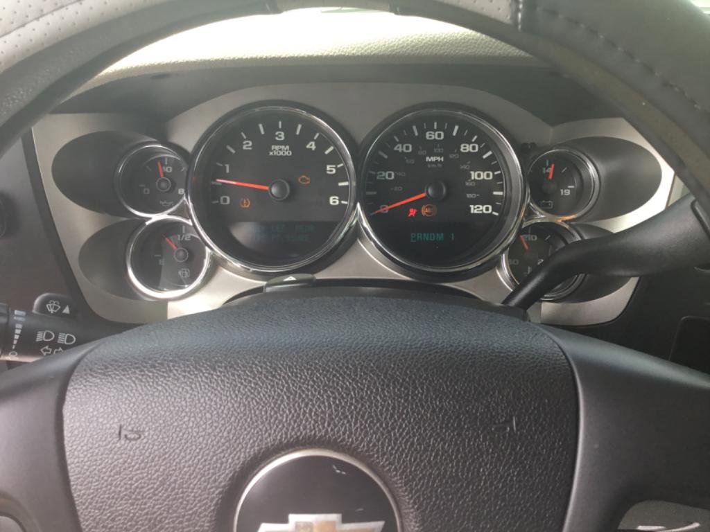 Used 2009 Chevrolet Silverado 2500 W/T AWD/4WD image 19