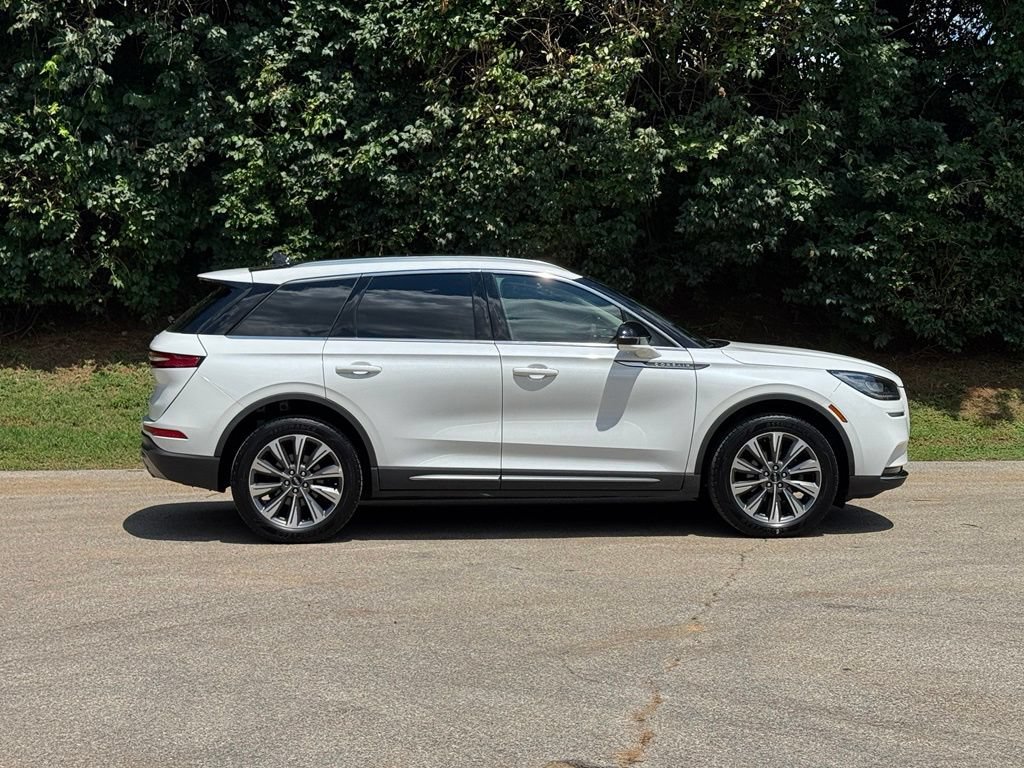Used 2021 Lincoln Corsair Reserve w/ Elements Package AWD/4WD image 4
