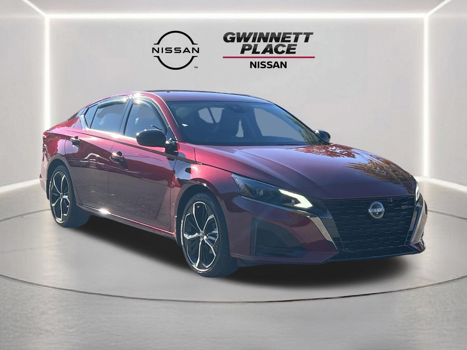 Used 2025 Nissan Altima 2.5 SR FWD image 25