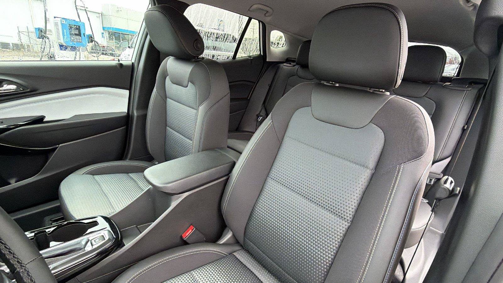 New 2026 Chevrolet Trax LT w/ Driver Confidence Package FWD image 17