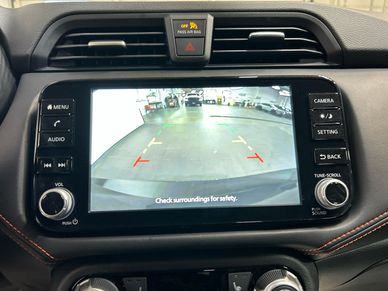 Used 2025 Nissan Versa SR w/ Trunk Package FWD image 5