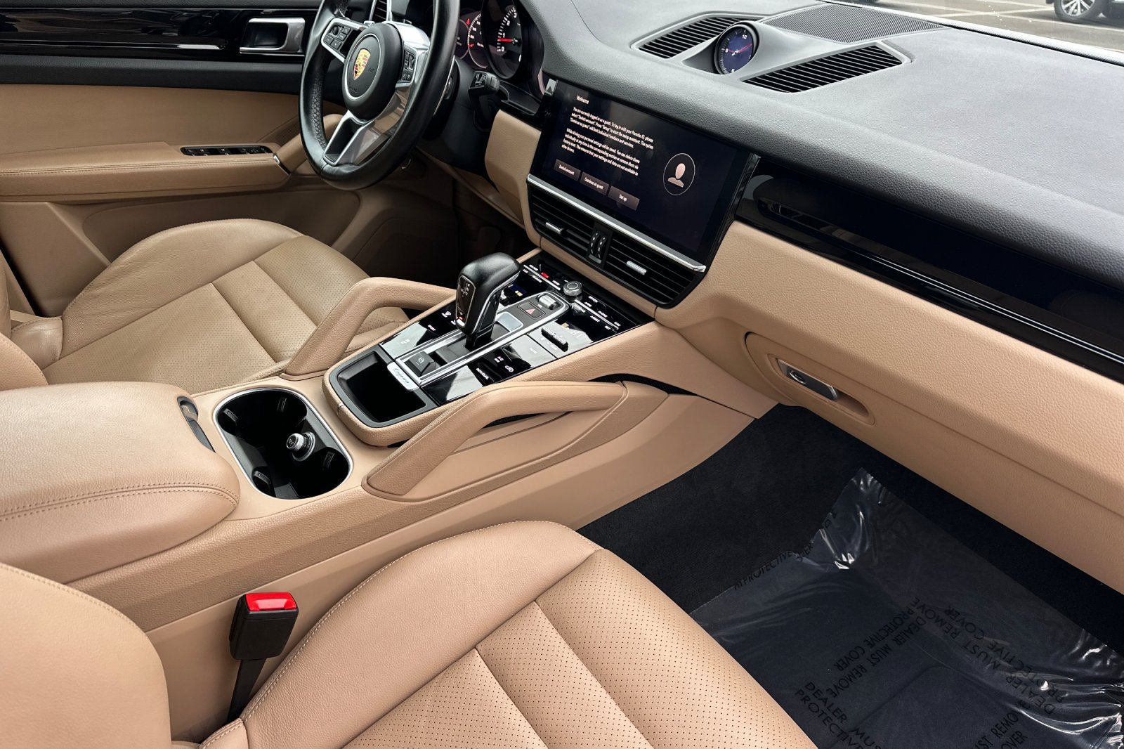 Used 2023 Porsche Cayenne AWD/4WD image 18