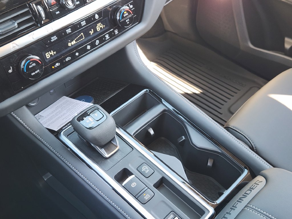 New 2026 Nissan Pathfinder SL FWD image 15