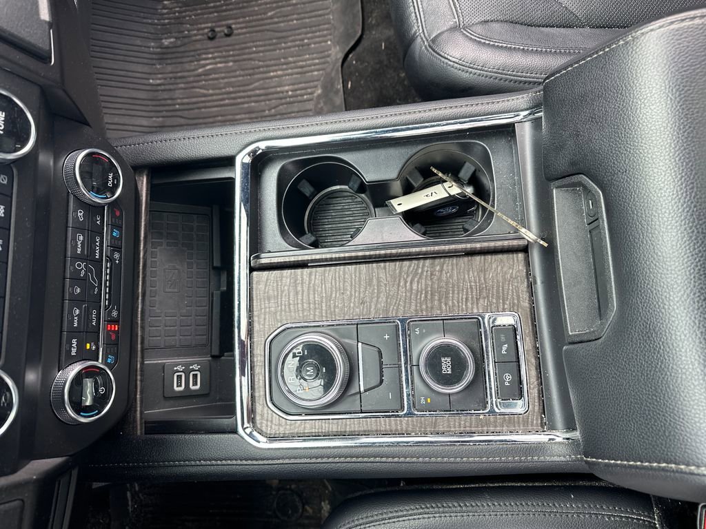 Used 2019 Ford Expedition Limited w/ Equipment Group 302A image 12