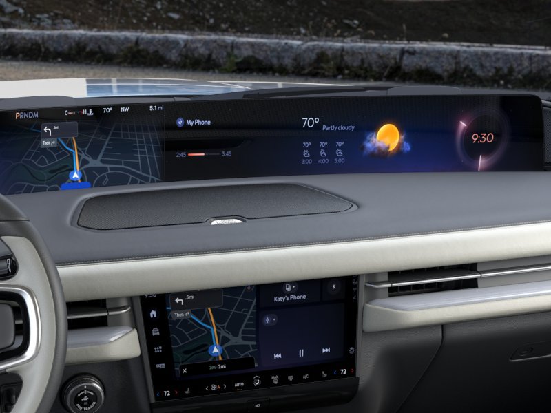 New 2026 Lincoln Navigator Premiere AWD/4WD image 14