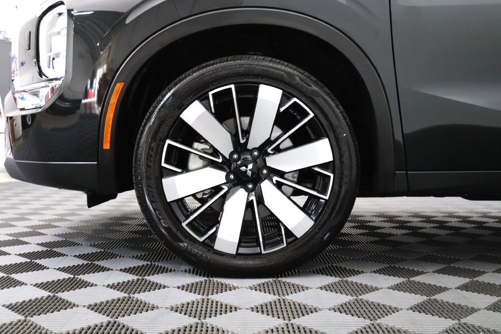 Used 2026 Mitsubishi Outlander SE AWD/4WD image 5