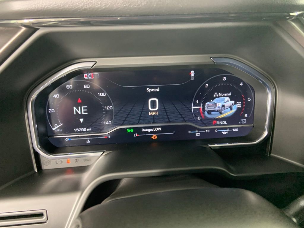 Used 2024 GMC Sierra 2500 AT4 w/ AT4 Preferred Package AWD/4WD image 32