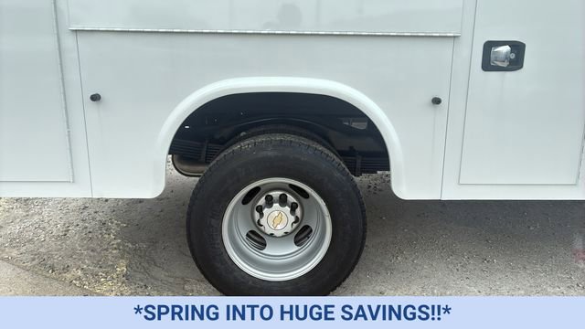 New 2024 Chevrolet Express 3500 w/ Power Convenience Package image 19