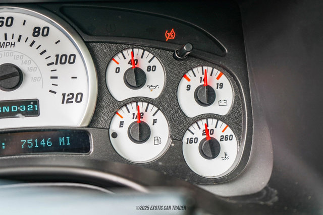 Used 2003 HUMMER H2 w/ Preferred Equipment Group image 26