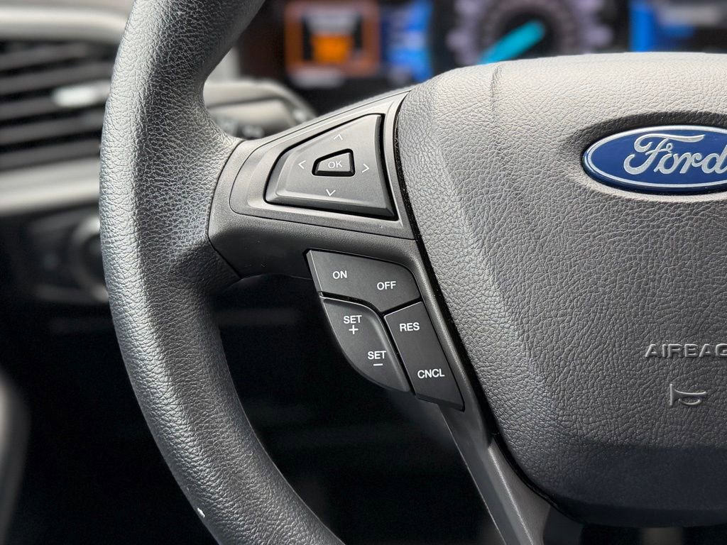 Used 2023 Ford Edge SEL w/ Convenience Package AWD/4WD image 9