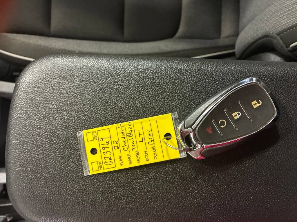 Used 2022 Chevrolet TrailBlazer LT FWD image 18