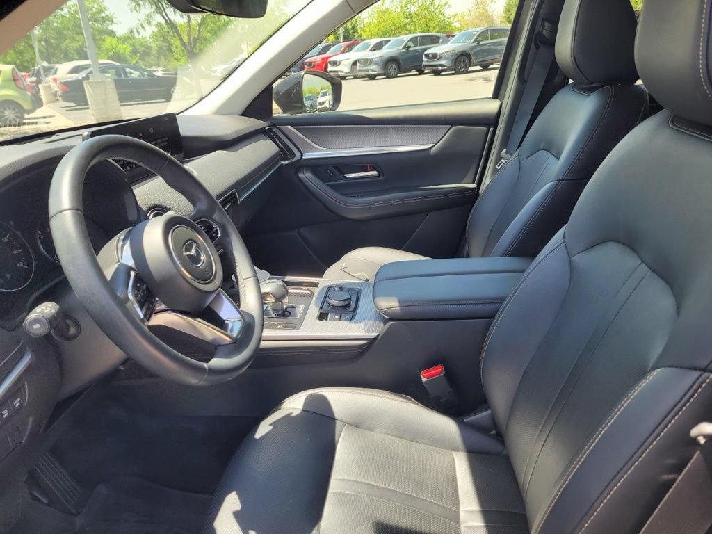 Used 2024 MAZDA CX-90 3.3 Turbo w/ Preferred Package AWD/4WD image 32