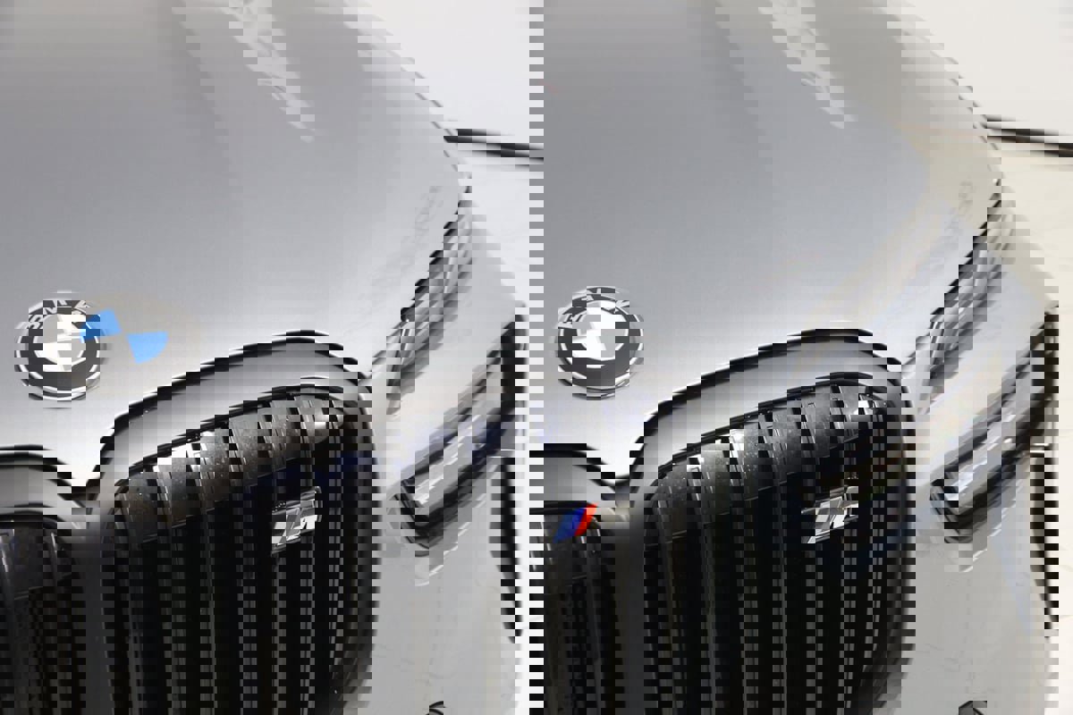 Used 2023 BMW X7 M60i w/ Executive Package image 22