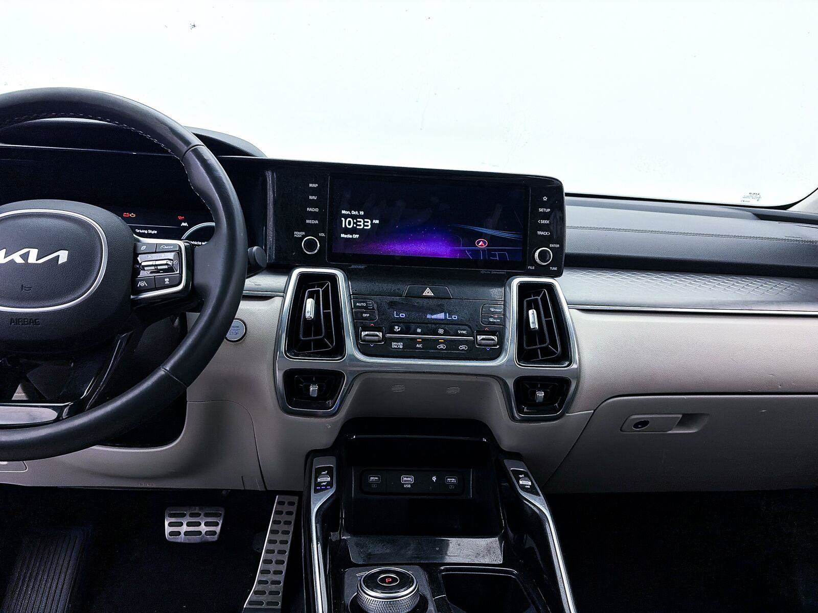 Used 2023 Kia Sorento SX Prestige AWD/4WD image 8