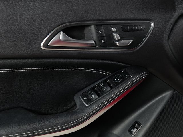 Used 2019 Mercedes-Benz CLA 250 4MATIC image 27