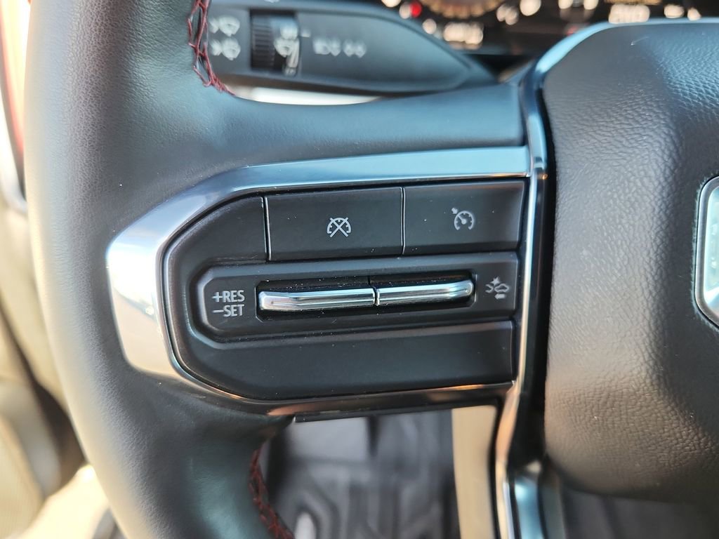 Used 2023 GMC Canyon AT4X image 22