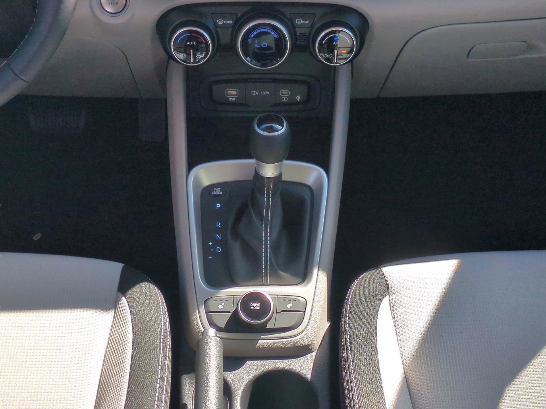 New 2026 Hyundai Venue SEL FWD image 19