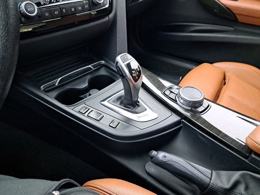 Used 2017 BMW 330i Sedan image 29