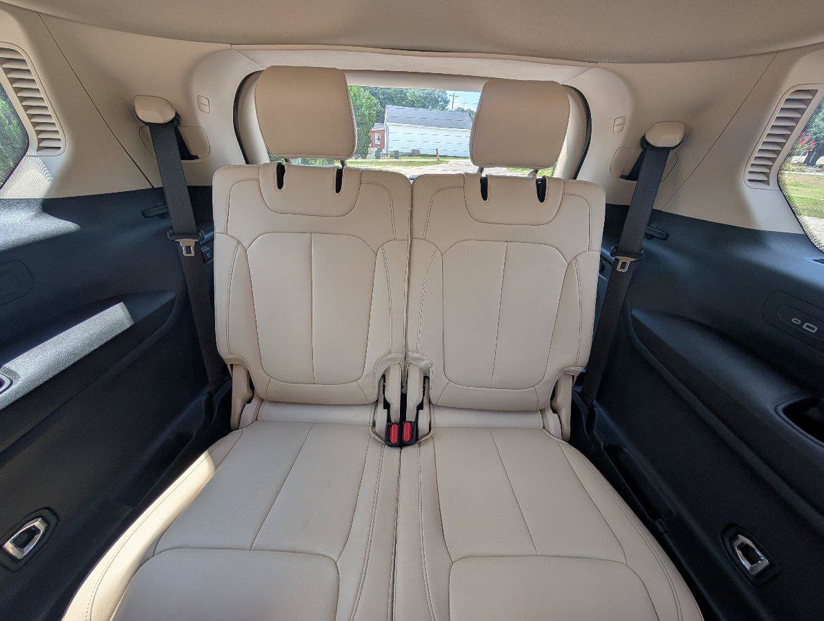 Used 2021 Jeep Grand Cherokee L Limited AWD/4WD image 35