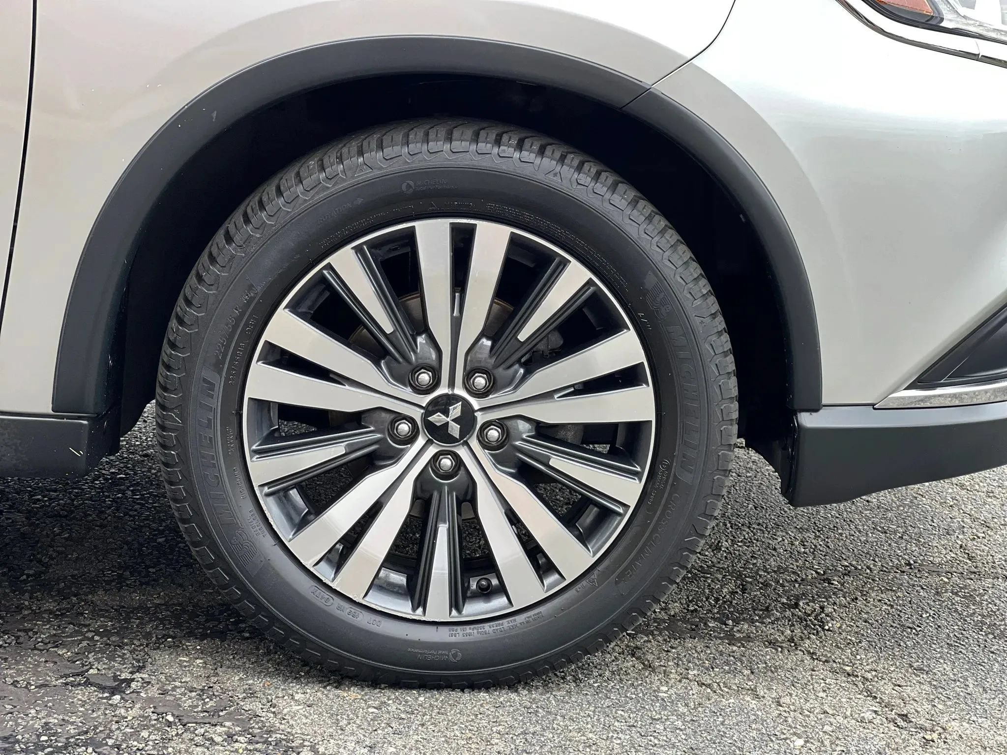 Used 2019 Mitsubishi Outlander SE FWD image 43