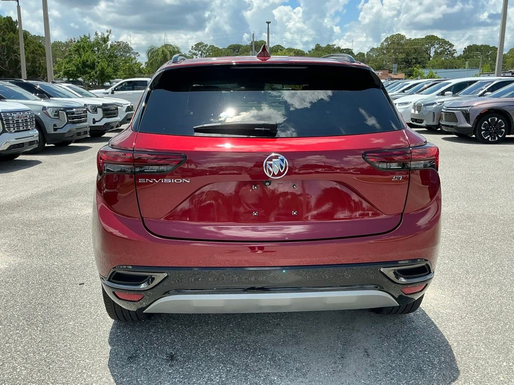 Used 2023 Buick Envision Essence w/ Sport Touring Package FWD image 3