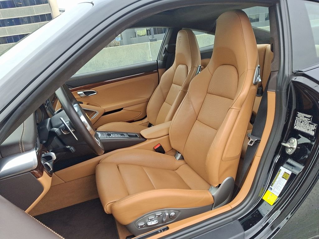 Used 2016 Porsche 911 Turbo image 5