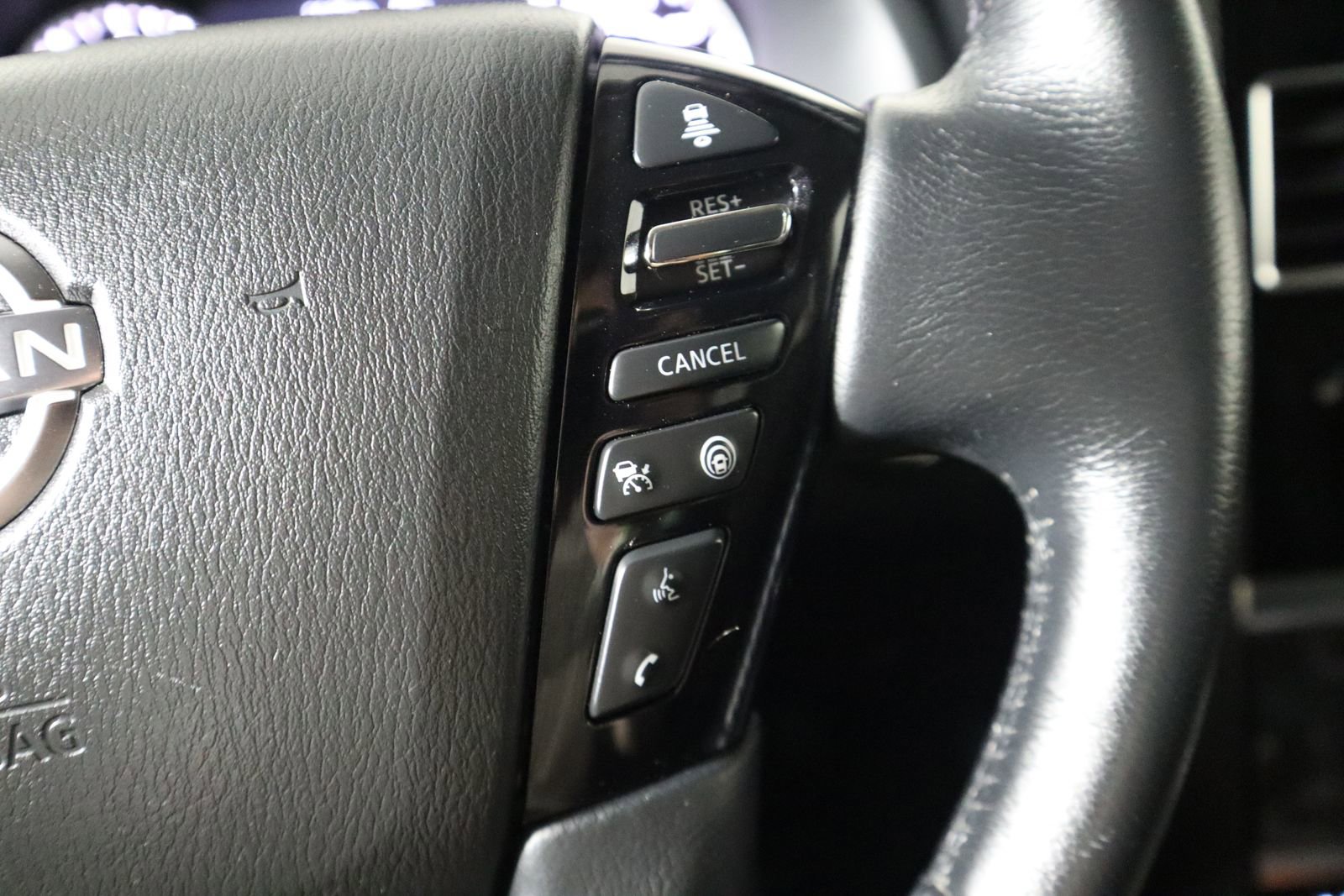 Used 2023 Nissan Armada SV image 35