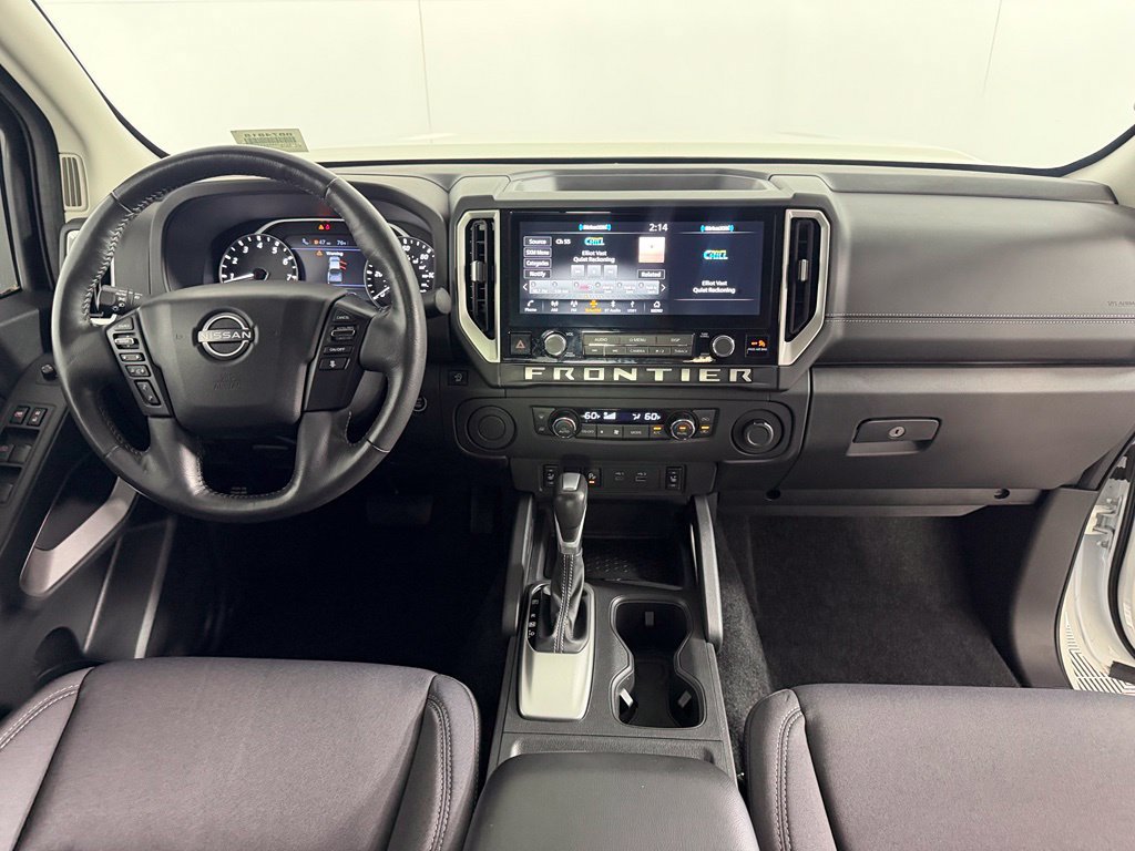 Used 2025 Nissan Frontier SV w/ SV Convenience Package RWD image 13