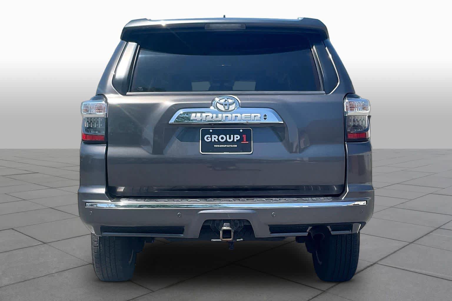 Used 2016 Toyota 4Runner Limited AWD/4WD image 4