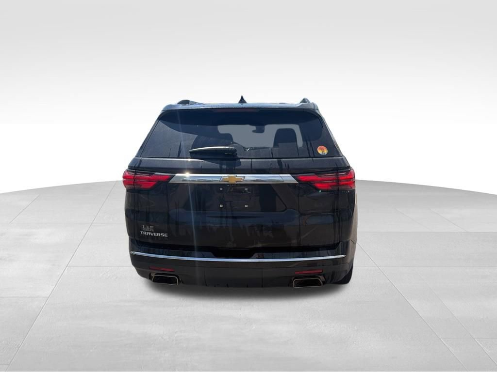 Used 2023 Chevrolet Traverse High Country FWD image 7